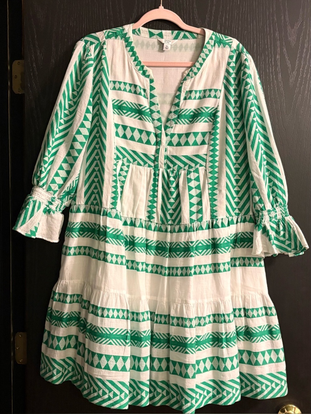 crown & ivy White and Green Dress